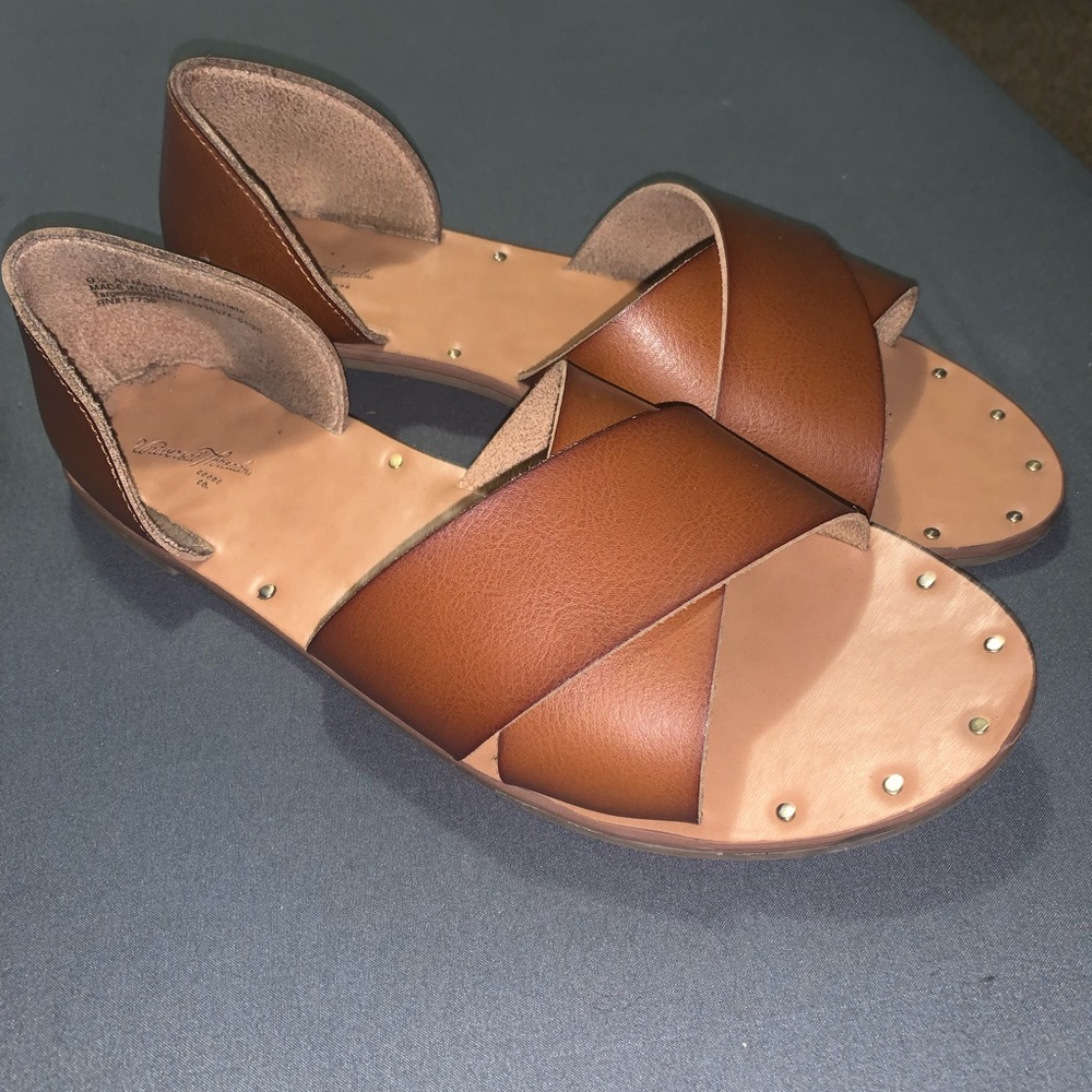 Universal thread womens sandals